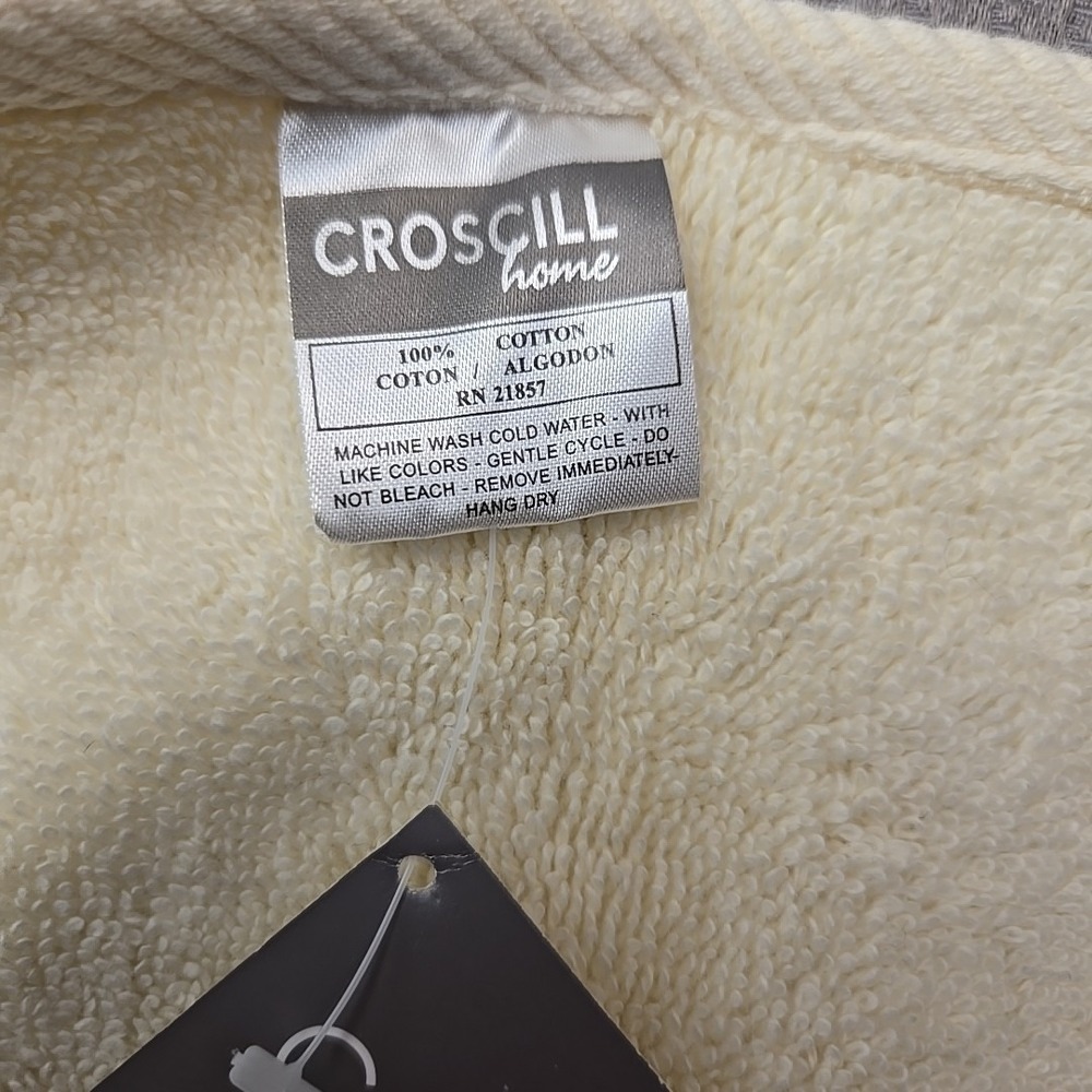 NWT Croscill "Trail" Blue Fingertip Towel - Gold Tassels & Damask Trim - Vintage - Picture 6 of 7